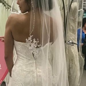 Ivory Strapless Sweetheart Trumpet Wedding Dress